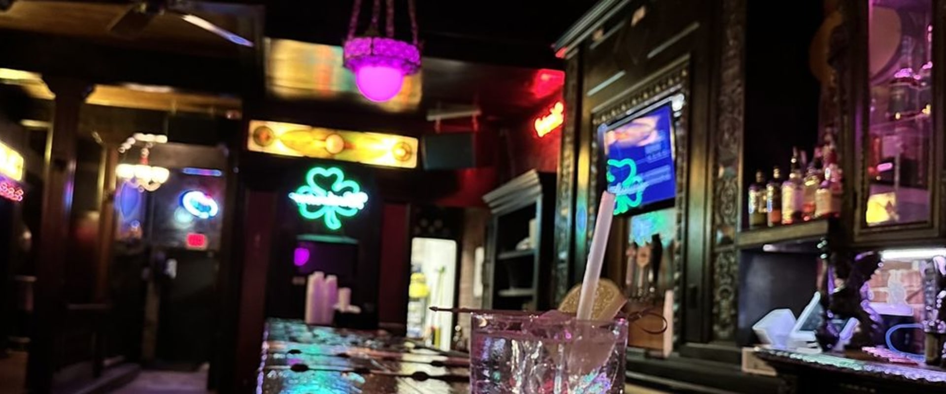 Exploring the Vibrant Nightlife Scene in Springfield, MA's Diverse Neighborhoods